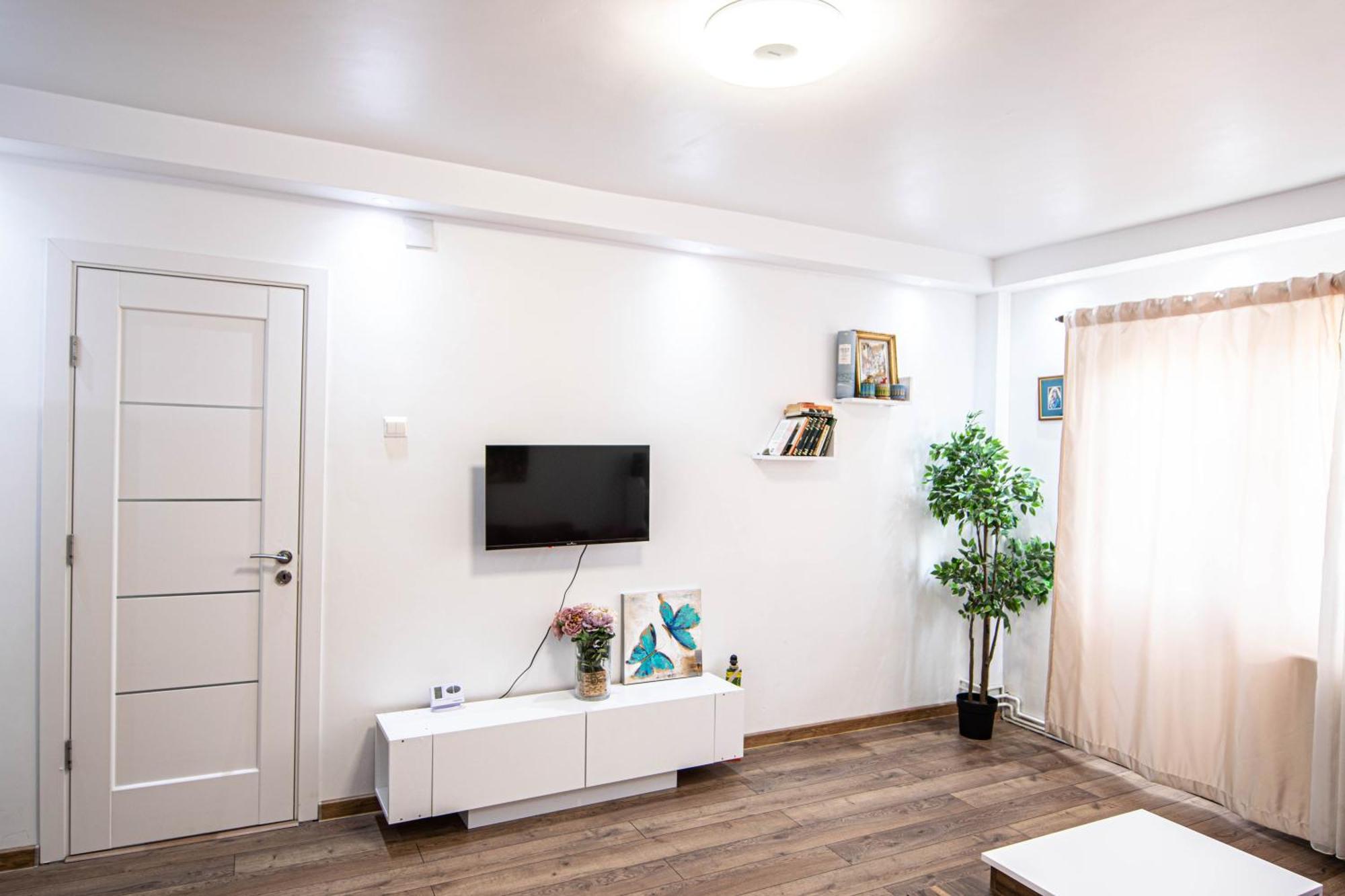 Apartament Near The Park Two Rooms Bucharest Exterior photo